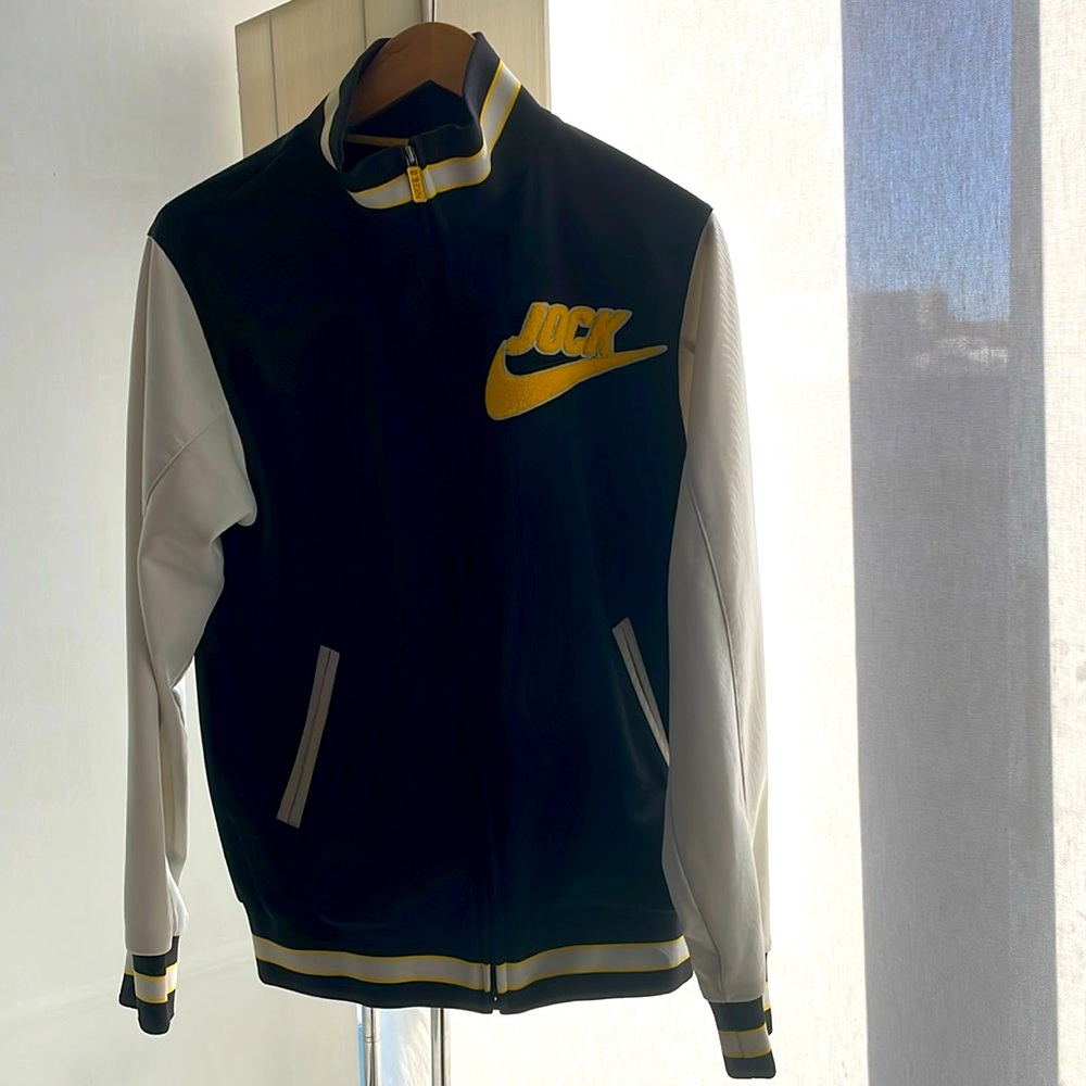 Rare Vintage Nike SB Apparel